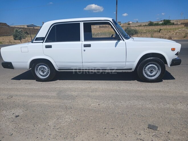 LADA (VAZ) 2107