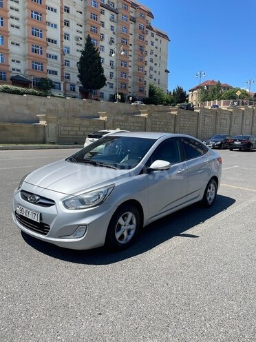 Hyundai Accent