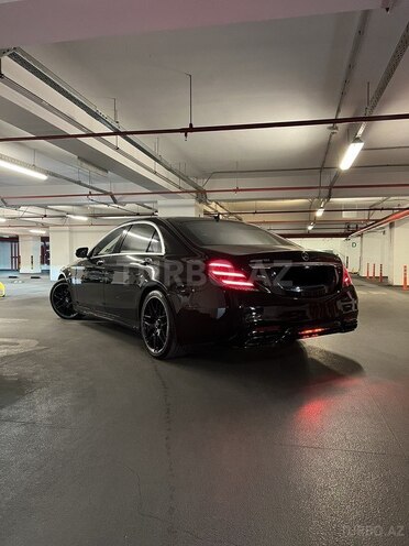 Mercedes S 560 4MATIC