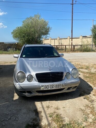 Mercedes E 270