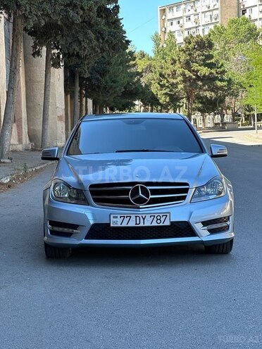 Mercedes C 250