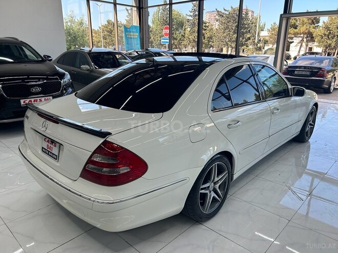 Mercedes E 240