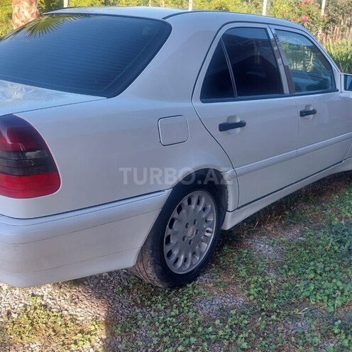 Mercedes C 200 1997, 464,940 km - 2.0 л - Sabirabad