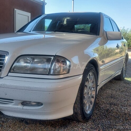Mercedes C 200 1997, 464,940 km - 2.0 л - Sabirabad