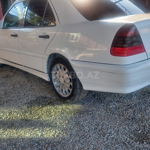 Mercedes C 200 1997, 464,940 km - 2.0 л - Sabirabad