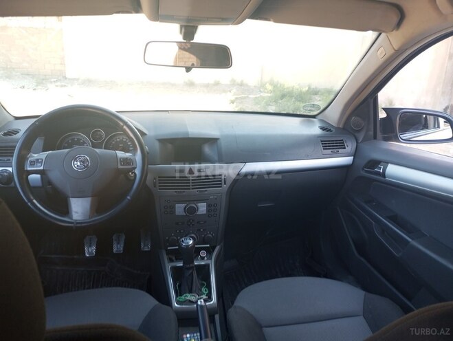Opel Astra 2005, 288,000 km - 1.4 l - Bakı