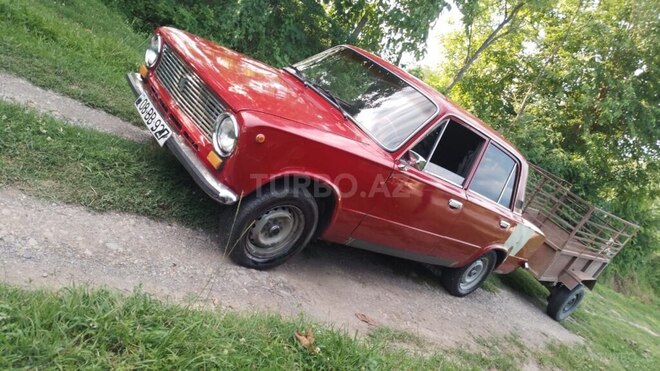 LADA (VAZ) 21011