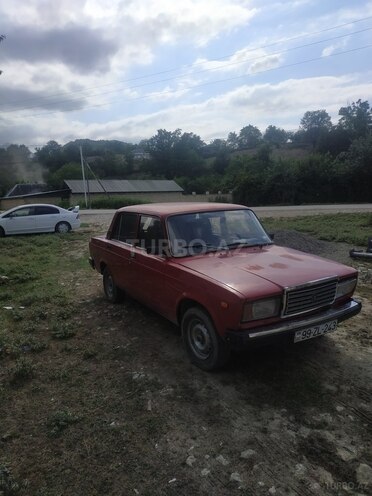 LADA (VAZ) 2107