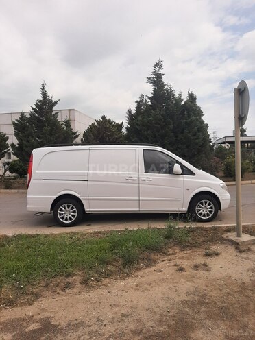 Mercedes Vito 111