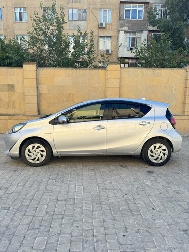 Toyota Prius C