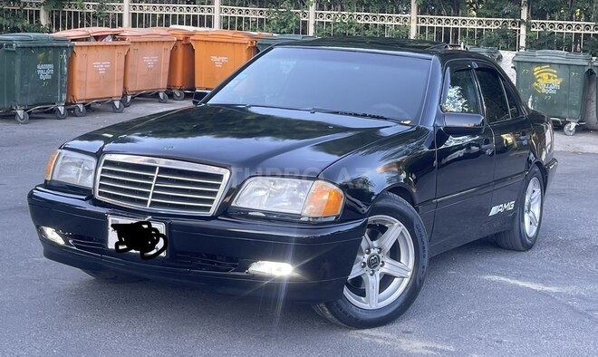 Mercedes C 240