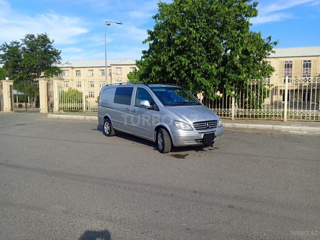 Mercedes Vito 111