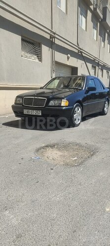 Mercedes C 230