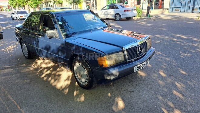 Mercedes 190 1992, 156,000 km - 2.0 l - Qazax