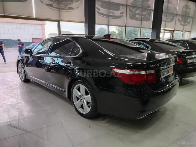 Lexus LS 460