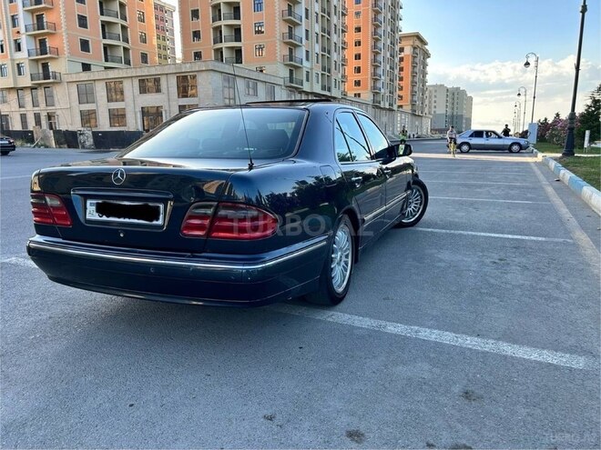 Mercedes E 280