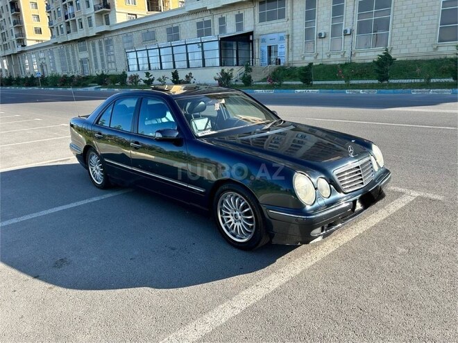 Mercedes E 280