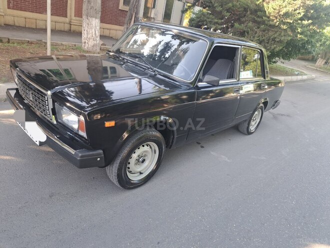 LADA (VAZ) 2107