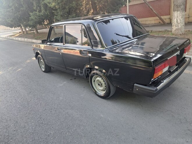 LADA (VAZ) 2107