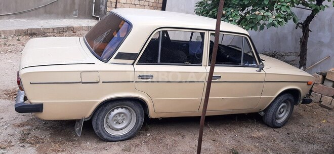 LADA (VAZ) 2103