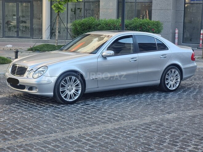 Mercedes E 320