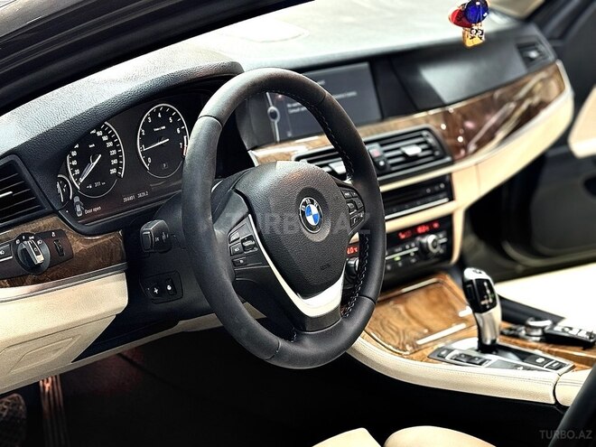 BMW 528