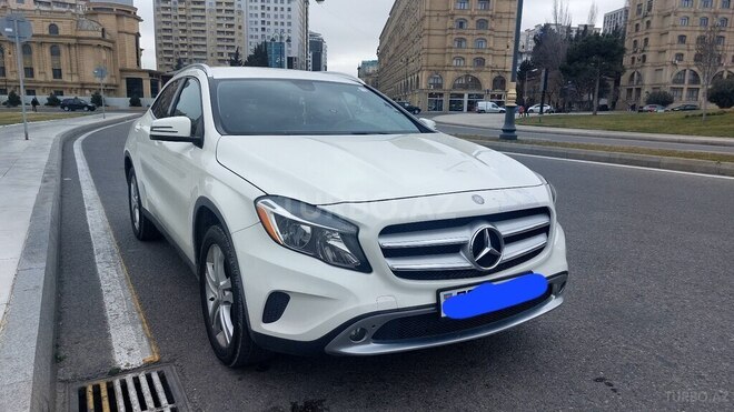 Mercedes GLA 250