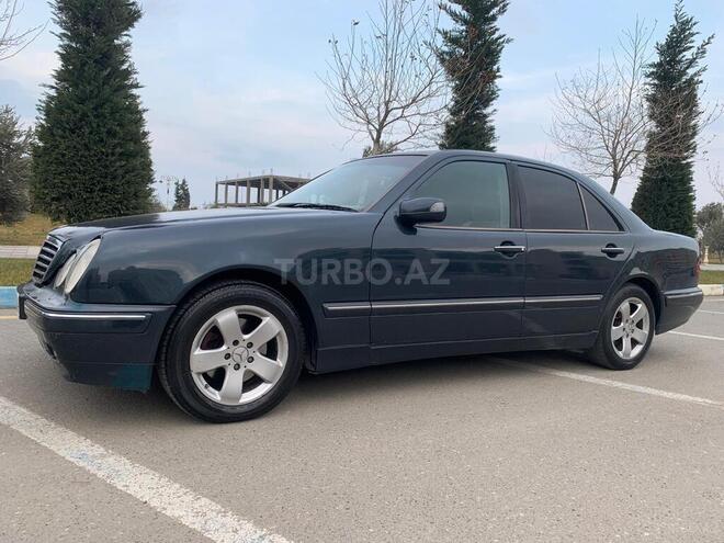 Mercedes E 270