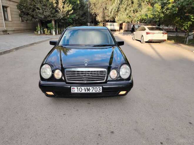 Mercedes E 230