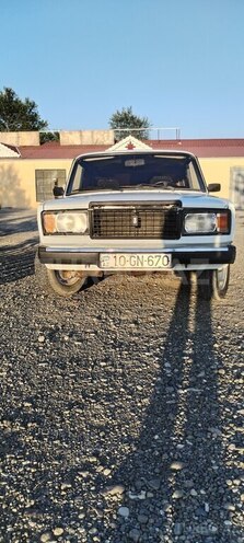 LADA (VAZ) 2107