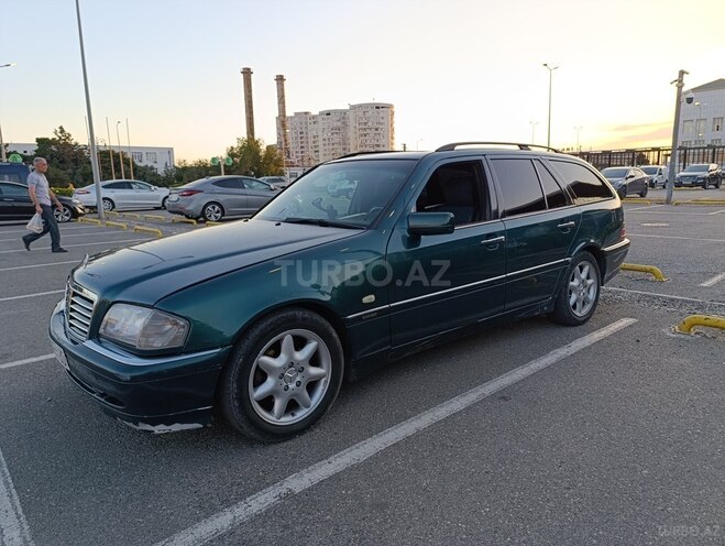 Mercedes C 250