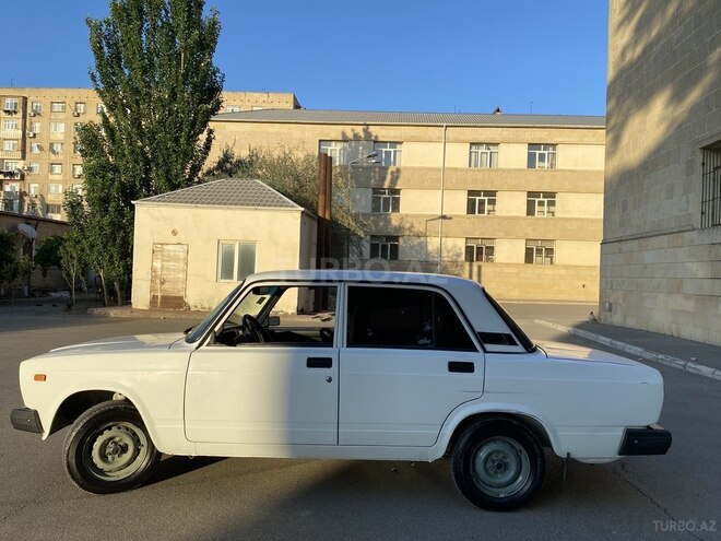 LADA (VAZ) 2107