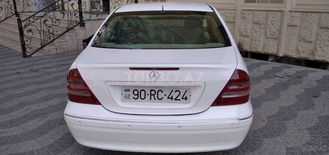 Mercedes C 240