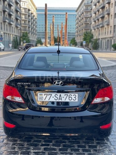 Hyundai Accent