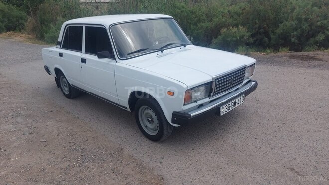 LADA (VAZ) 2107