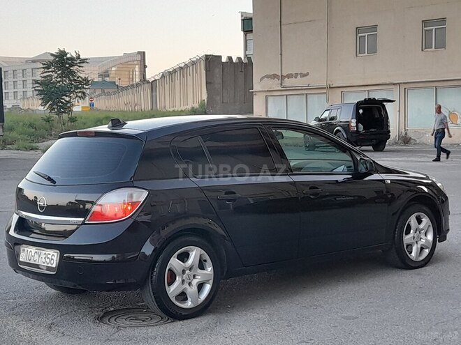 Opel Astra 2006, 411,210 km - 1.3 l - Bakı