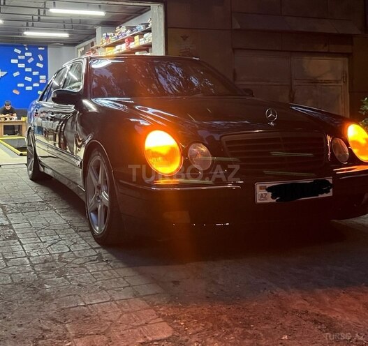 Mercedes E 280