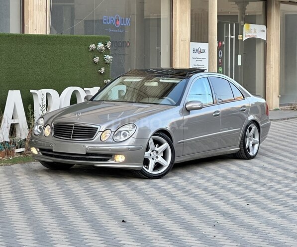 Mercedes E 240