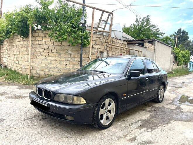 BMW 520