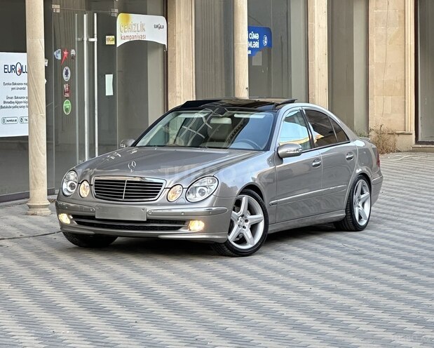 Mercedes E 200