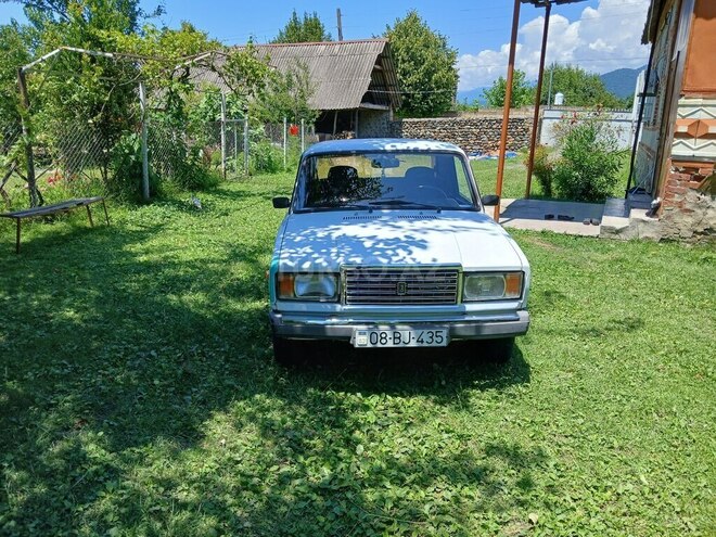 LADA (VAZ) 2107