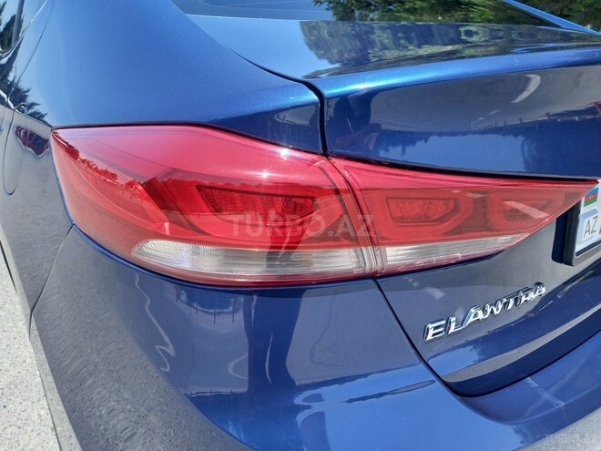 Hyundai Elantra 2016, 210,000 km - 2.0 l - Bakı