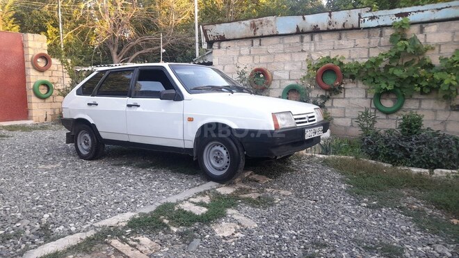 LADA (VAZ) 2109