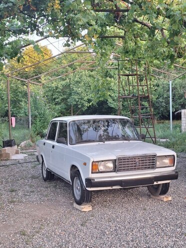 LADA (VAZ) 2107