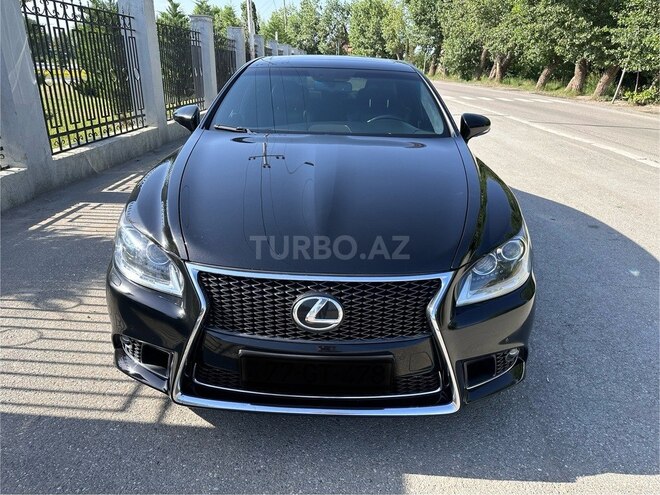 Lexus LS 460