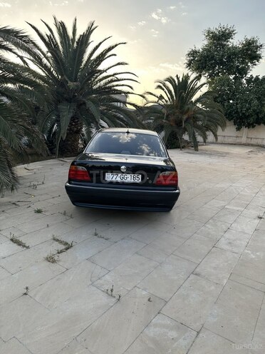 BMW 740