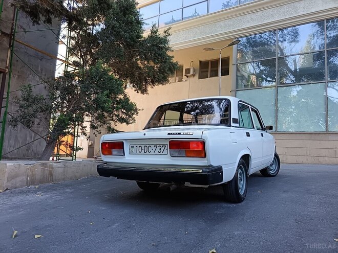 LADA (VAZ) 2107