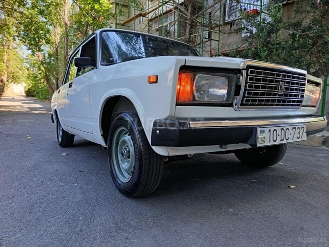 LADA (VAZ) 2107