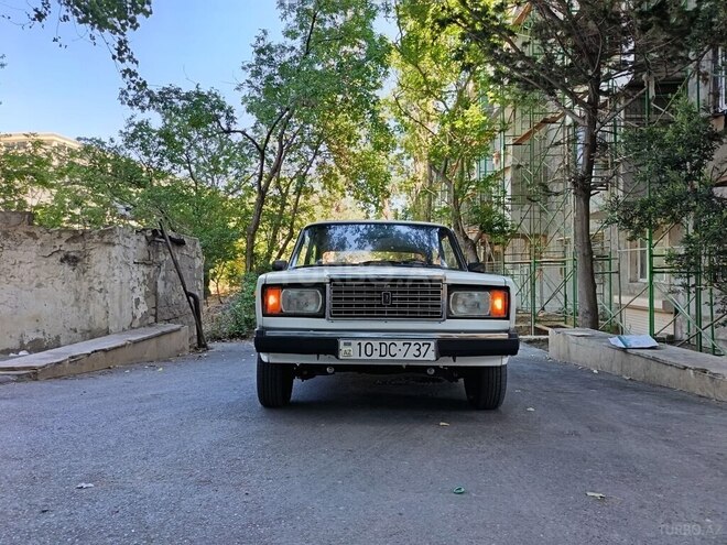 LADA (VAZ) 2107