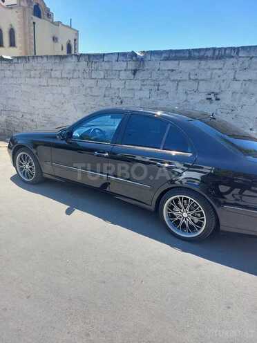 Mercedes E 320